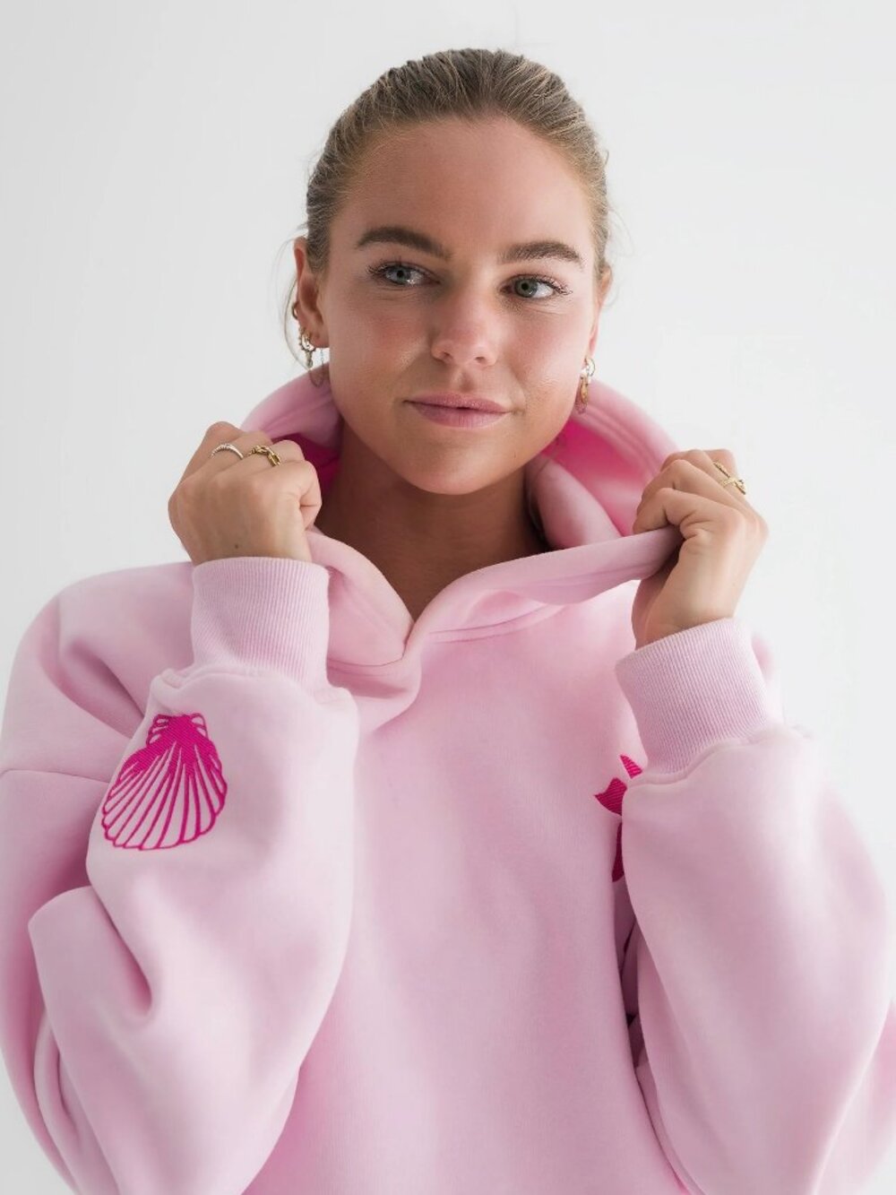 Pink Palm Puff Hawaii Hibiscus Hoodie in Blush, Size Small